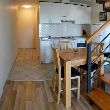 Apartment Dragana Drvenik (Split-Dalmatia)